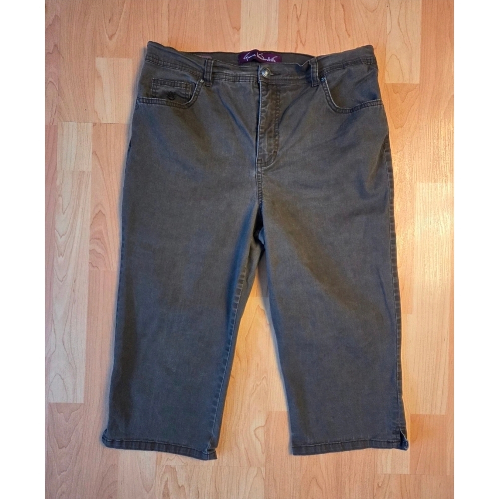 Gloria Vanderbilt 'Amanda' high-waisted capri jeans